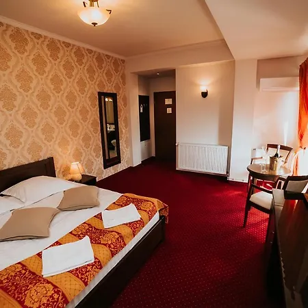 Гостевой дом La Rezidenta 4*